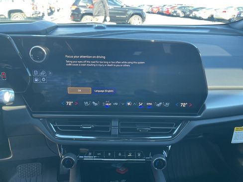 New 2025 Chevrolet Equinox EV RS image 26