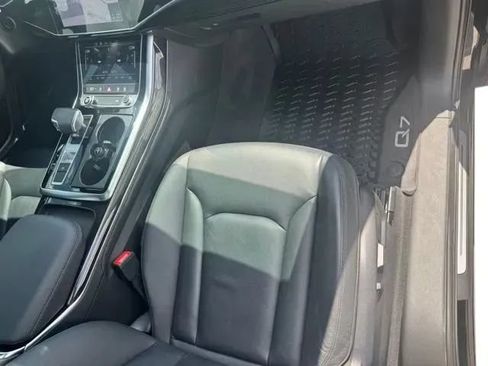 Used 2023 Audi Q7 3.0T Premium Plus AWD/4WD image 16