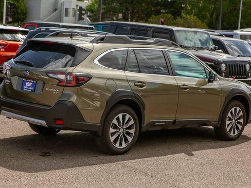 Used 2025 Subaru Outback Limited XT AWD/4WD image 5