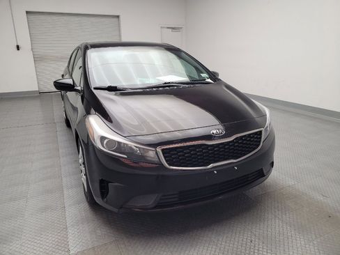 Used 2018 Kia Forte LX image 14