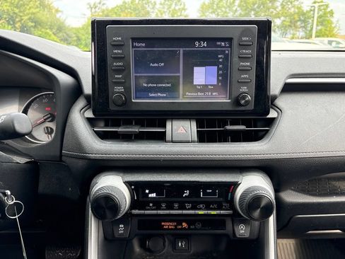 Used 2019 Toyota RAV4 LE w/ All Weather Liner Package AWD/4WD image 9