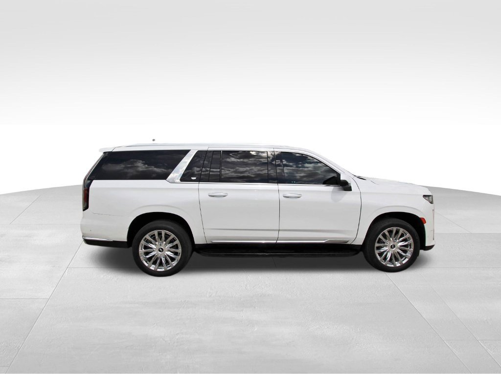 Used 2023 Cadillac Escalade ESV Premium Luxury AWD/4WD image 5