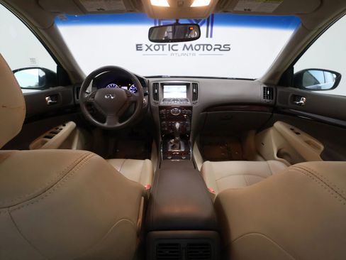 Used 2011 INFINITI G37 Journey w/ Premium Pkg image 28