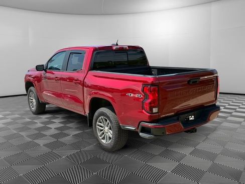 Used 2024 Chevrolet Colorado LT w/ LT Convenience Package AWD/4WD image 3