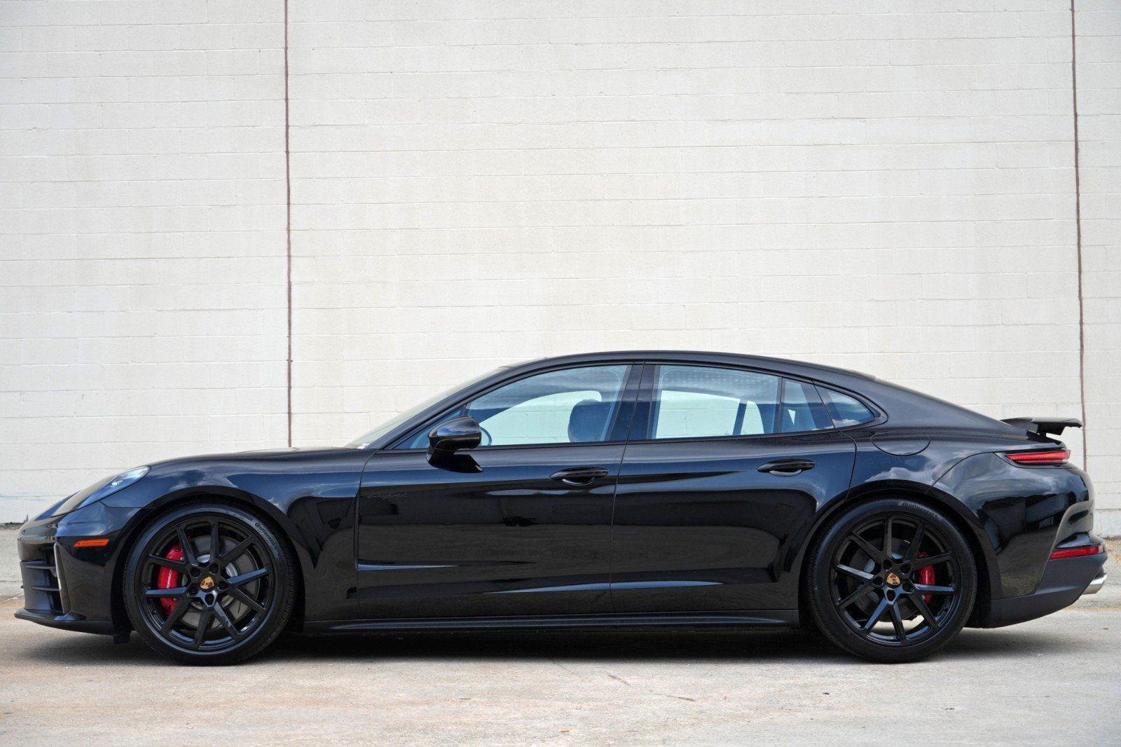 Used 2025 Porsche Panamera 4S AWD/4WD image 9
