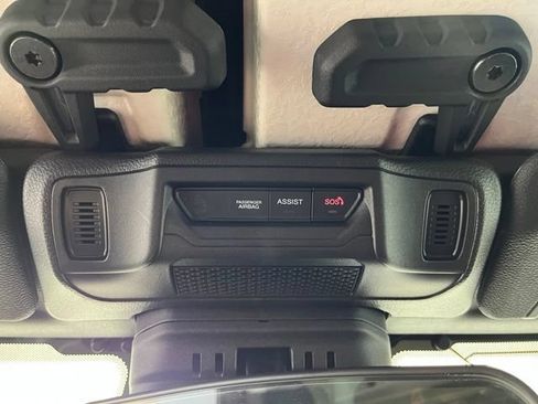 Used 2026 Jeep Wrangler Unlimited Sport AWD/4WD image 37