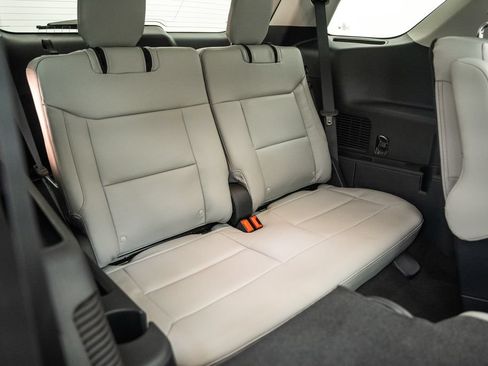New 2026 Ford Explorer Active w/ Active Comfort Package AWD/4WD image 36