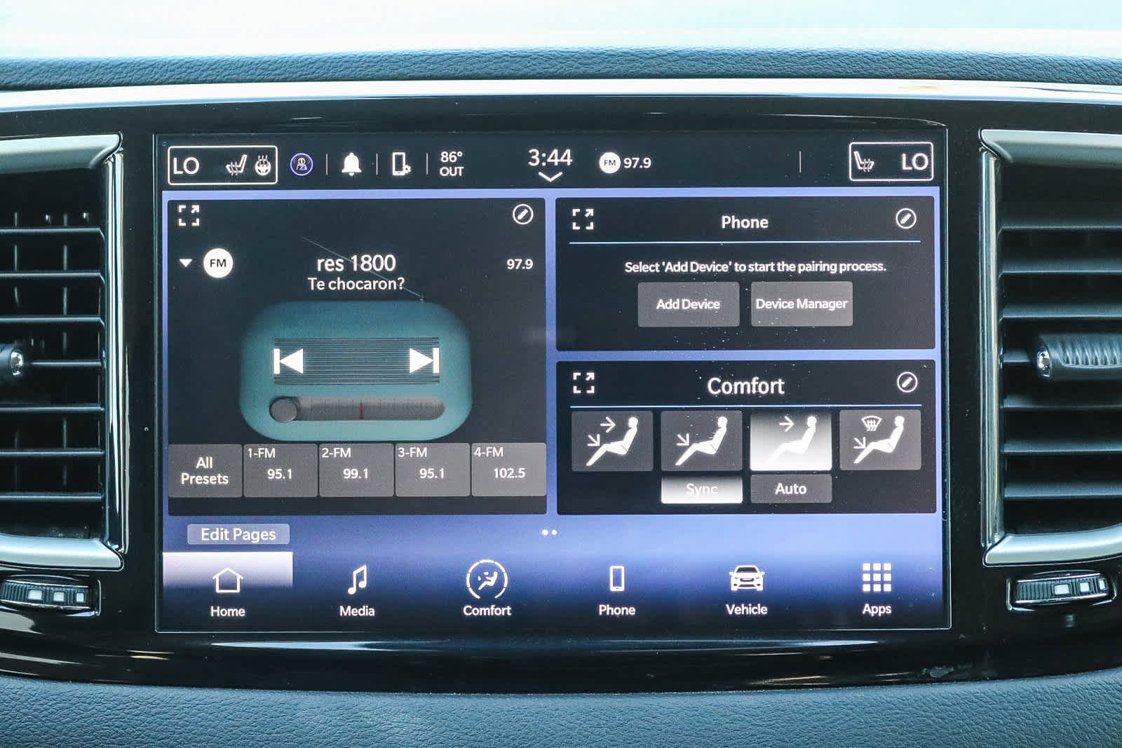 Used 2024 Chrysler Pacifica Touring-L FWD image 14