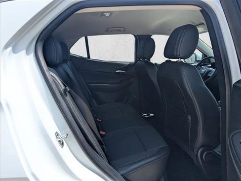 Used 2025 Buick Encore GX Preferred FWD image 18
