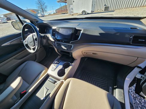 Used 2023 Honda Ridgeline RTL-E image 9