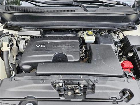 Used 2020 Nissan Pathfinder SV FWD image 22