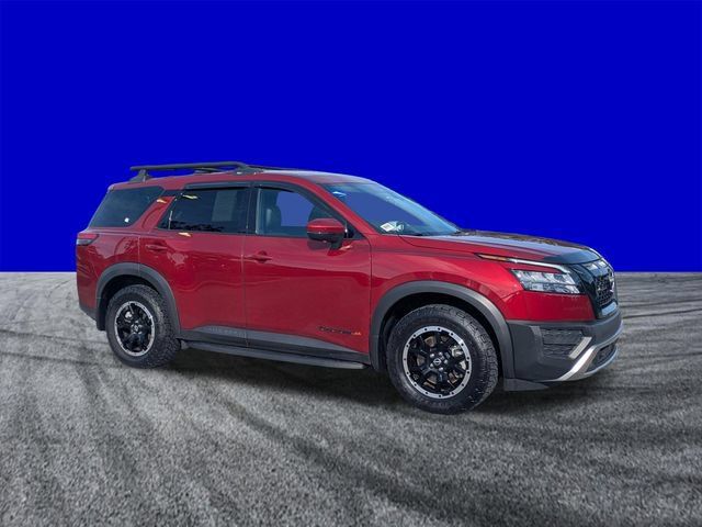 Used 2024 Nissan Pathfinder Rock Creek AWD/4WD image 2