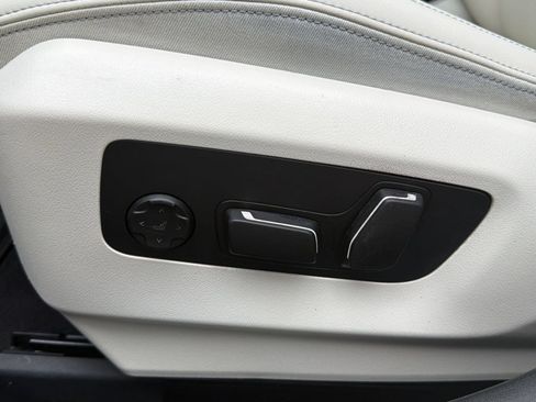 Certified 2024 BMW 530i xDrive w/ M Sport Package AWD/4WD image 14