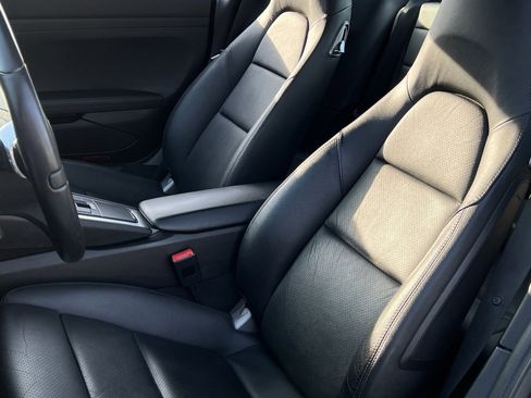 Used 2012 Porsche 911 Carrera S image 5