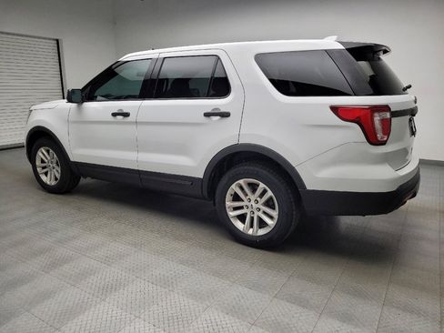 Used 2017 Ford Explorer 4WD image 3