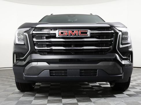 New 2026 GMC Terrain Elevation w/ Elevation Premium Package image 2