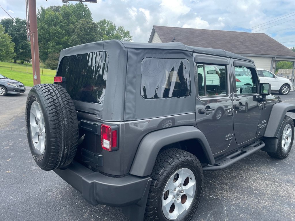 Used 2018 Jeep Wrangler Unlimited Sport AWD/4WD image 6