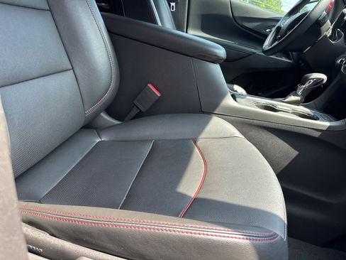 Used 2023 Chevrolet Equinox RS w/ RS Leather Package image 61