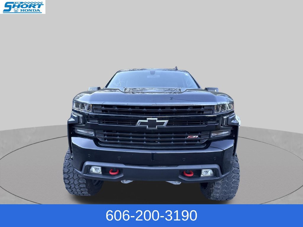 Used 2022 Chevrolet Silverado 1500 LT Trail Boss w/ LT Trail Boss Premium Package AWD/4WD image 2