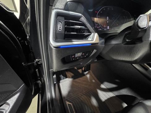 Used 2020 BMW 330i Sedan w/ Driving Assistance Package image 27