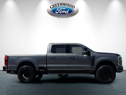 New 2026 Ford F250 Lariat w/ Black Appearance Package AWD/4WD image 3