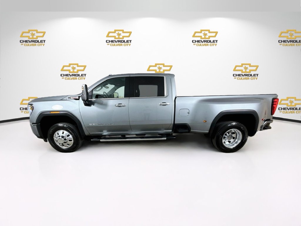 Used 2024 GMC Sierra 3500 Denali w/ Denali Reserve Package AWD/4WD image 5