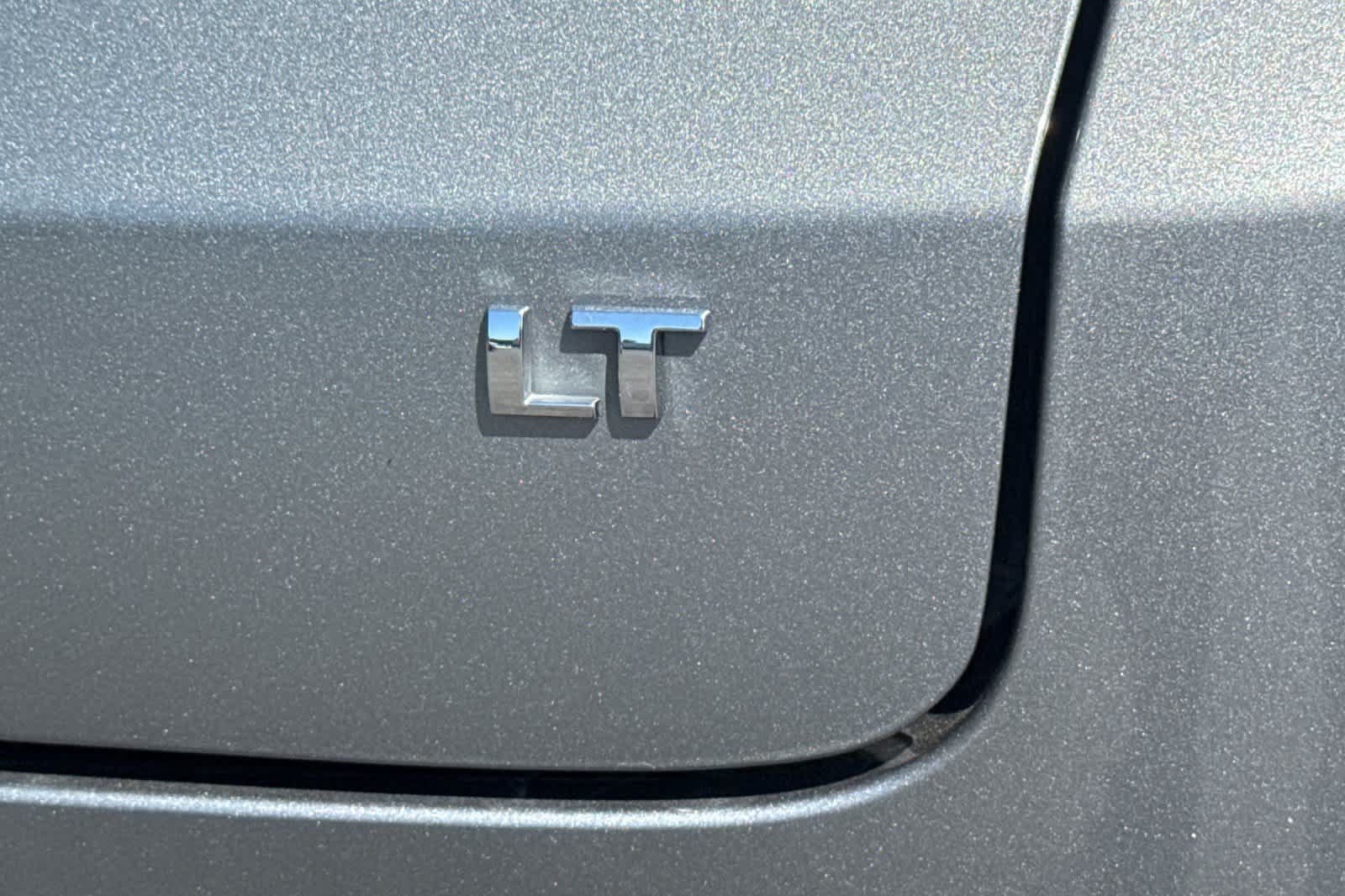 Used 2025 Chevrolet TrailBlazer LT AWD/4WD image 12
