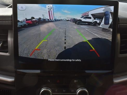 Used 2023 Ford Expedition XLT image 27