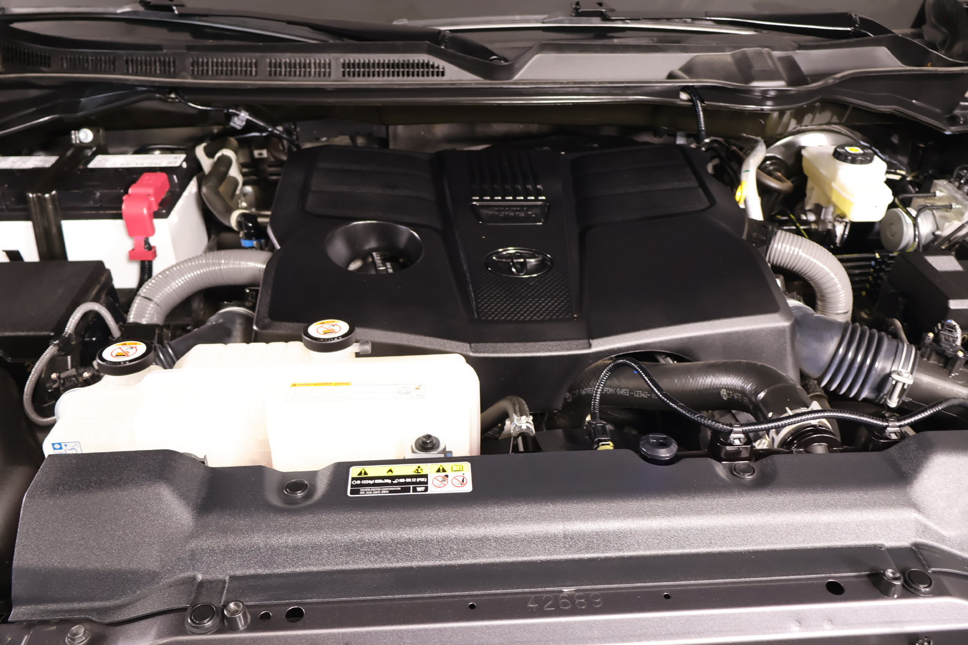 Used 2023 Toyota Tundra SR5 w/ TRD Off-Road Premium Package AWD/4WD image 19