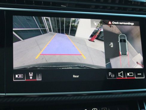 Used 2026 Audi SQ7 Prestige image 25