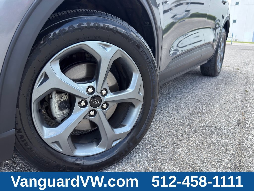 Used 2025 Ford Escape ST-Line Select AWD/4WD image 7