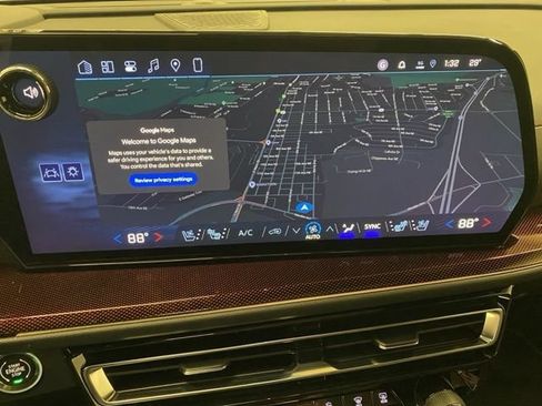 New 2026 Chevrolet Traverse RS AWD/4WD image 18