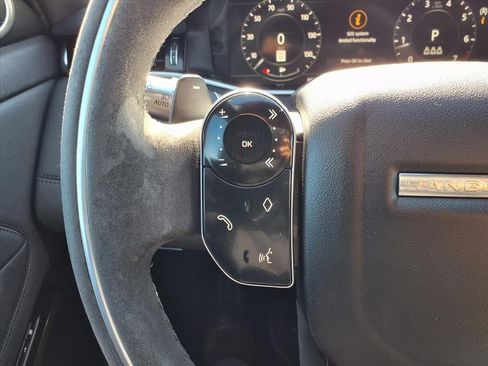 Used 2020 Land Rover Range Rover Evoque R-Dynamic SE image 16