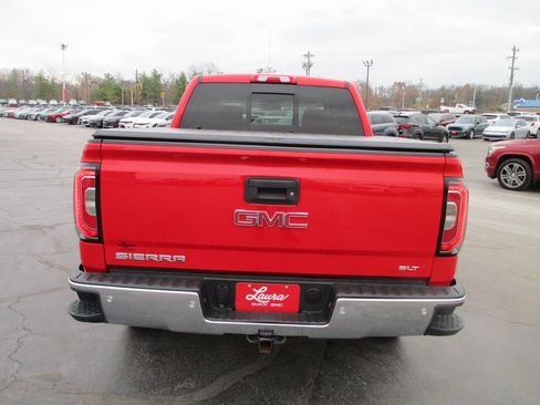 Used 2017 GMC Sierra 1500 SLT w/ SLT Premium Package image 4