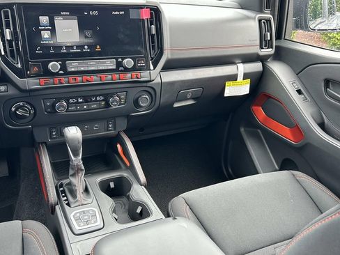 New 2026 Nissan Frontier PRO-4X w/ Pro-4x Convenience Package AWD/4WD image 24