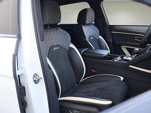 Certified 2022 Bentley Bentayga Speed image 20
