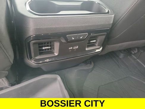 Certified 2025 Chevrolet Silverado 2500 ZR2 w/ Technology Package AWD/4WD image 21