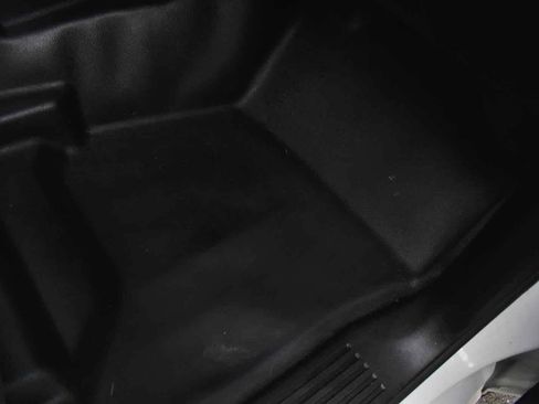Used 2018 Chevrolet Silverado 3500 W/T RWD image 42