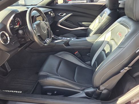 Used 2023 Chevrolet Camaro SS RWD image 12