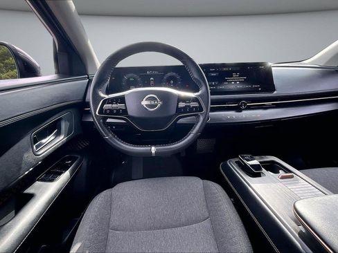 Used 2024 Nissan Ariya FWD image 9