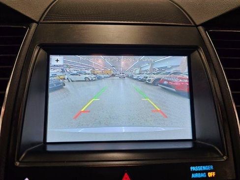 Used 2017 Ford Taurus SHO AWD/4WD image 17