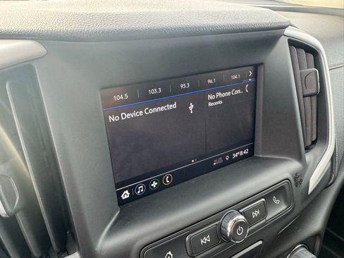 Used 2021 GMC Terrain SLE w/ Driver Convenience Package image 23