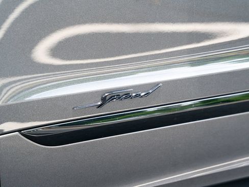 Used 2023 Bentley Bentayga Speed AWD/4WD image 24