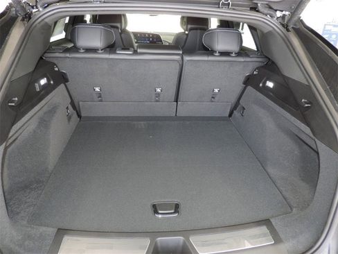 New 2025 Cadillac Lyriq Sport image 18