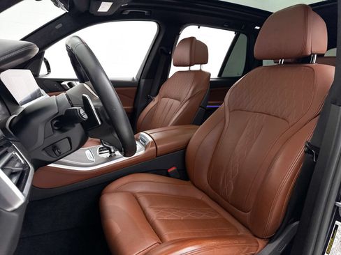 Used 2021 BMW X5 M50i w/ Executive Package AWD/4WD image 21