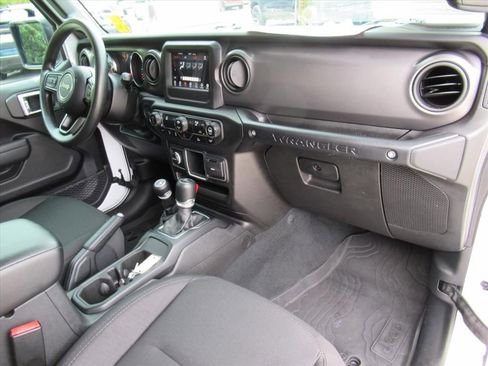 Certified 2023 Jeep Wrangler Sport image 11