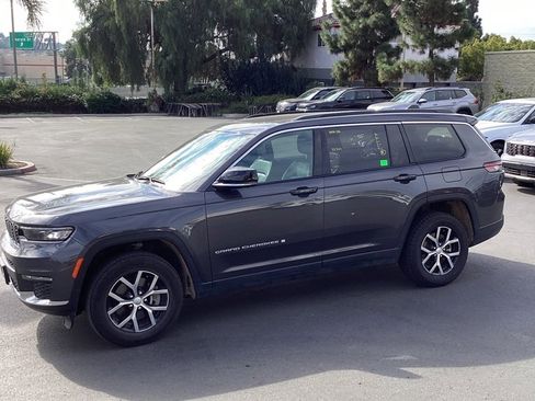 Used 2024 Jeep Grand Cherokee L Limited w/ Luxury Tech Group II image 5