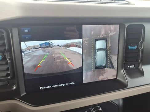 Certified 2023 Ford Bronco Wildtrak image 23