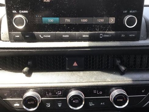 Used 2024 Honda CR-V Sport image 11