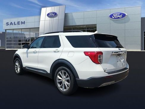 Used 2020 Ford Explorer XLT w/ Equipment Group 202A AWD/4WD image 5
